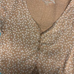 Aeropostale Beige Floral Button-Up Crop Top